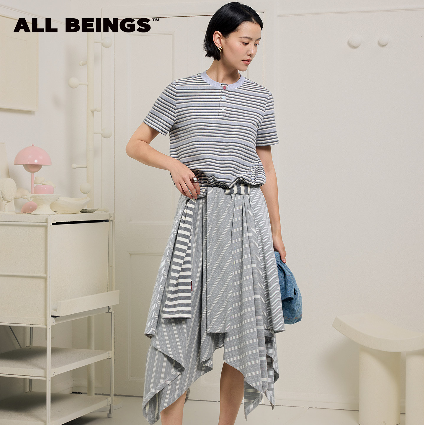 ALL BEINGS2026SS夏季新款不规则灰色条纹T恤系带拼接下摆连衣裙