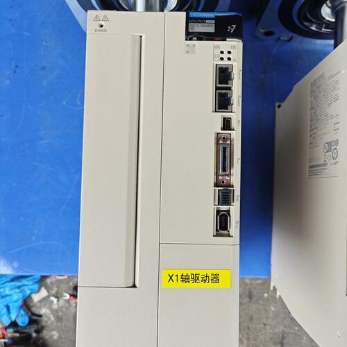 议价安川7系M3总线5KW伺服驱动电机SGD7S-330AA0C可维修