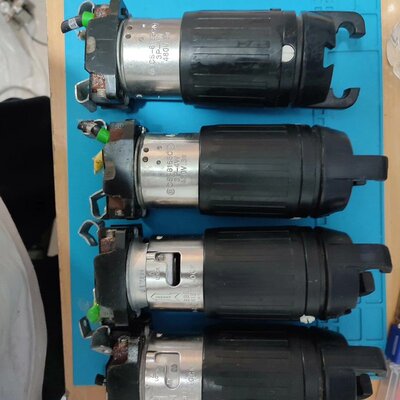 议价荷宝Hubbell CS-8165C电源插头 3P一4W可维修