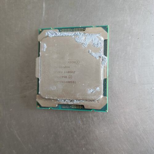 议价，E5 2620v4 cpu，成色如图实物拍拍摄。有需可维修