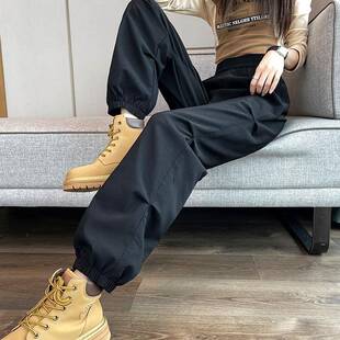 潮牌加绒工装裤女秋冬新款酷飒风哈伦加厚束脚运动登山休闲冲锋裤