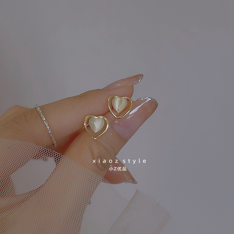 小Z优品气质女小巧耳钉爱心