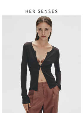 HER SENSES/何识时装系列简约时尚休闲坑条针织开衫WCD33