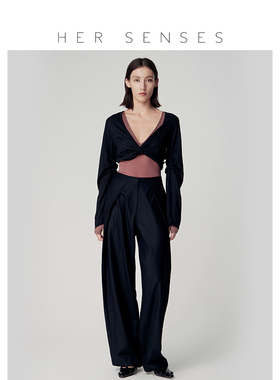 HER SENSES/何识时装系列宽松纽结褶袖针织短上衣WTP28