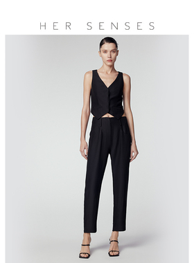 HER SENSES/何识时装系列黑色V领简约修身梭织马夹WVS05