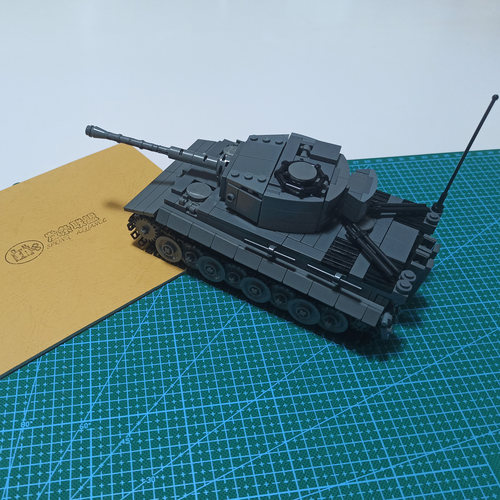 拼插积木军事模型玩具虎式坦克
