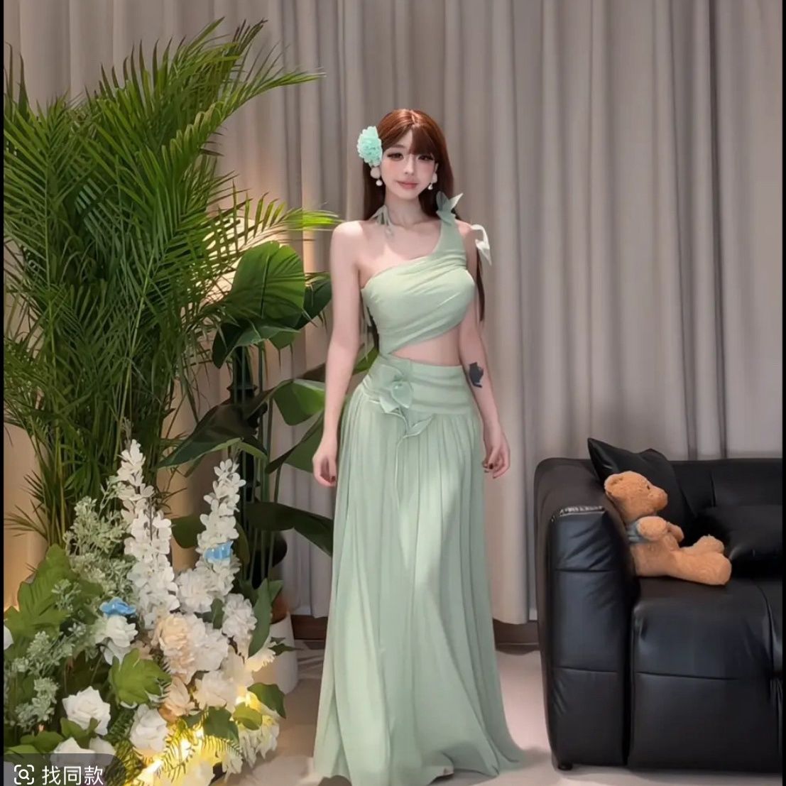 薄荷绿色网纱露腰斜肩连衣裙女夏季海边度假沙滩裙绝美气质长裙子