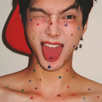 【轻松拿捏美式复古感~】星星妆容贴纸diy男生bling脸贴出片神器