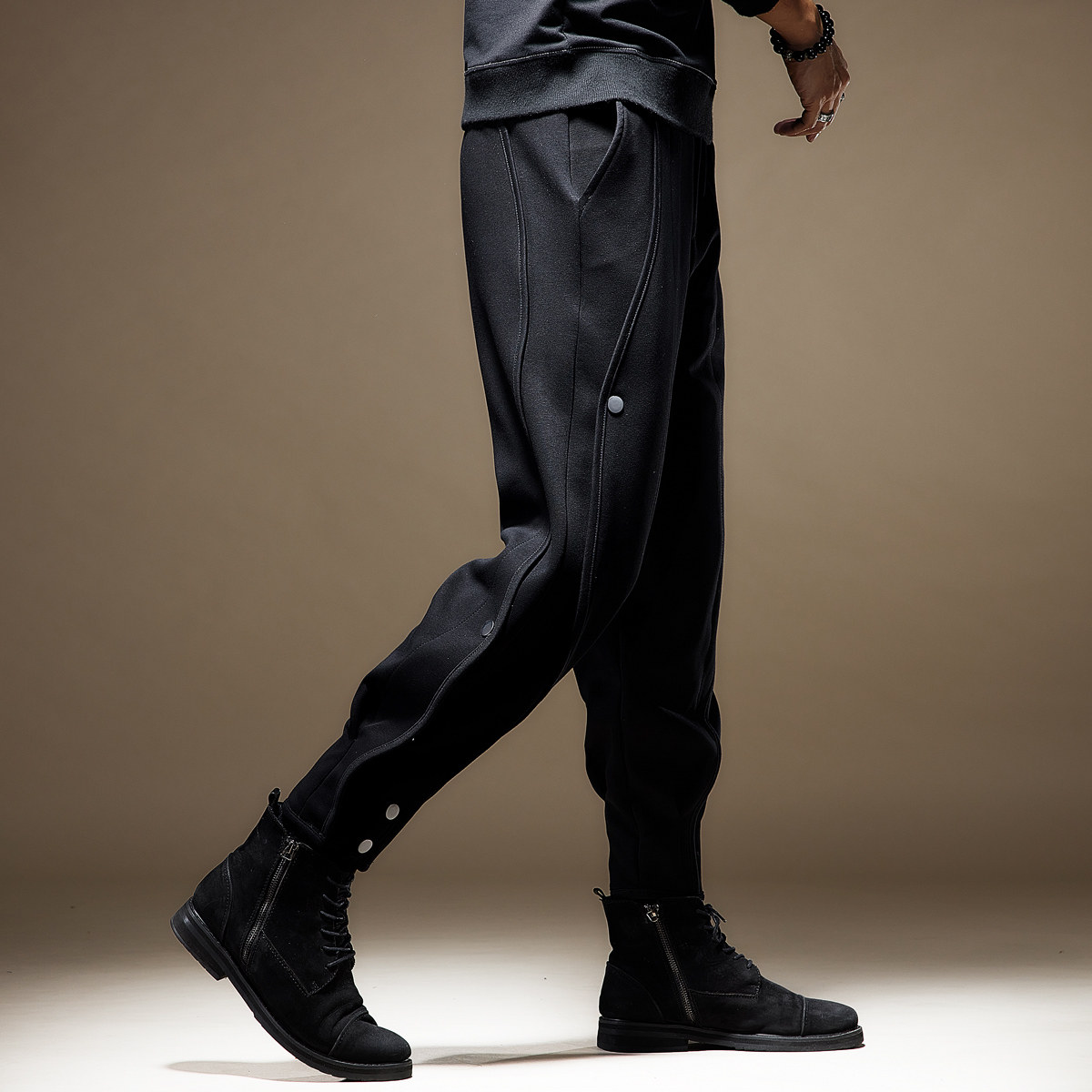 欧美潮牌机能休闲裤男士秋季新款高端长裤宽松束脚痞帅黑色卫裤男