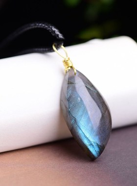 Natural irregular crystal stone Labradorite pendant Moonston