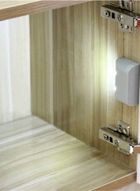 Battery Powered LED PIR Motion Sensor Inner Hinge night Ligh
