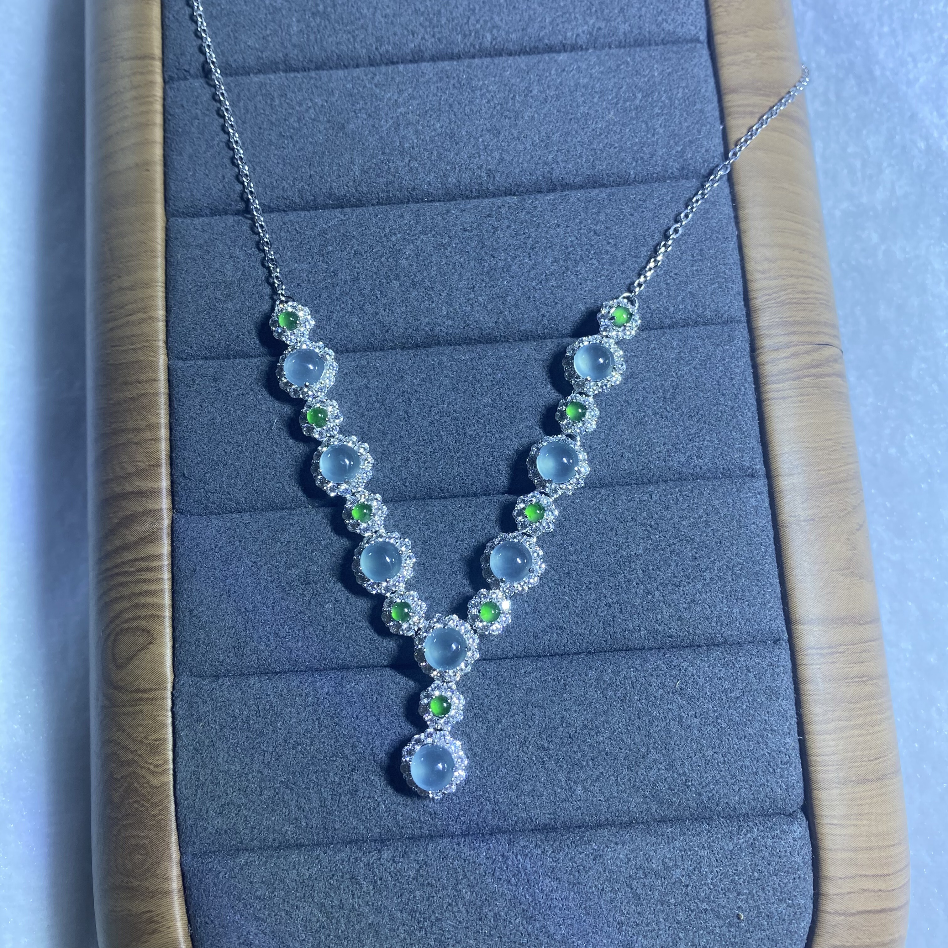 新款A货冰种翡翠套链情人节生日礼物S925银镶嵌电镀18K金防过敏