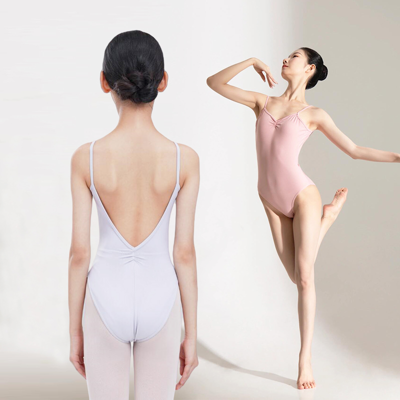 高胯设计 收腰显瘦 肩带可调节