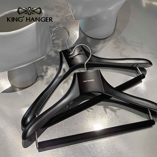 金领结黑色高端实木衣架家用高档轻奢衣橱衣柜衣帽间专用木质衣挂