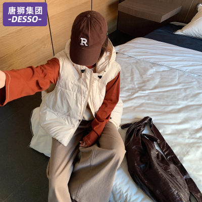 唐狮集团DESSO羽绒棉马甲外套女