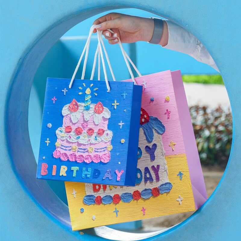 礼品袋生日礼物包装手提袋伴手礼袋卡通油画纸袋子高级感礼盒包装