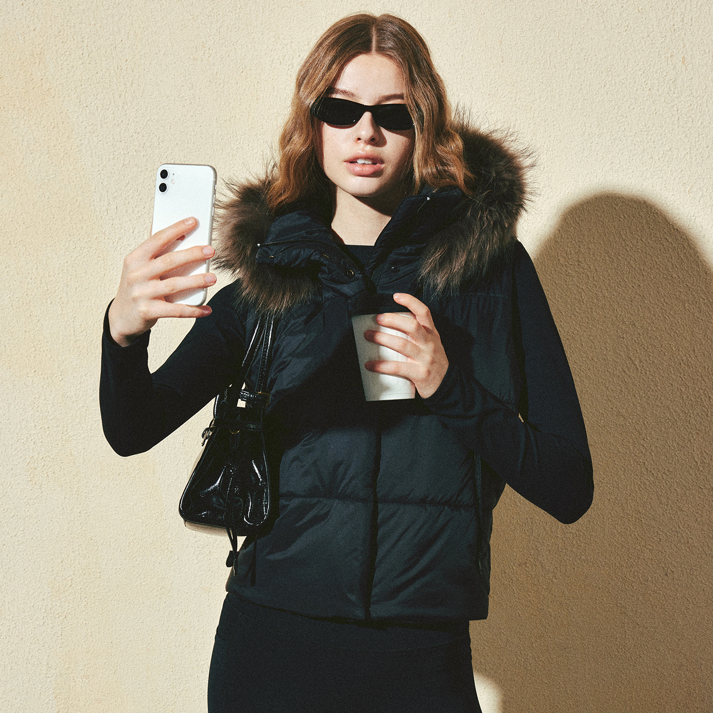 KVKV 真毛领可拆卸连帽无袖马甲休闲羽绒棉服