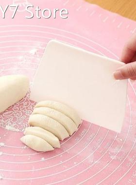 Baking tools cream cake chocolate cutting board small food g