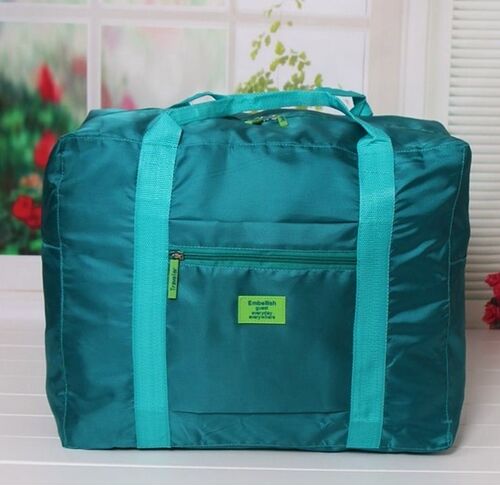 The bag and storage bag on the luggage trolley of the new
