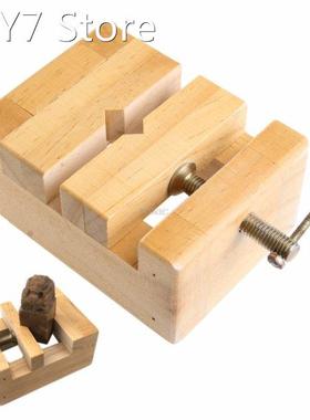 Chinese Traditional Seal Stone Bed Craving Sculptute Wooden