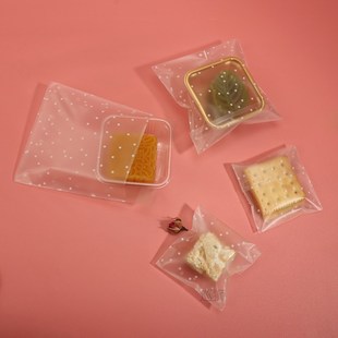 Polka-dot frosted translucent self-adhesive bag snowflake cr