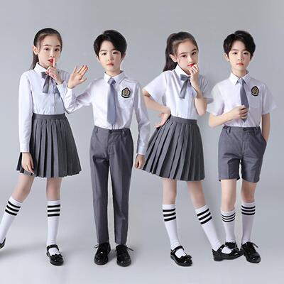 中小学生大合唱表演服装儿童诗