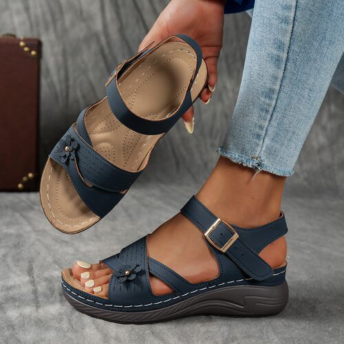 shoeswomen跨境大码凉鞋
