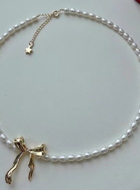 甜妹必看~4-5mm天然淡水珍珠米型珠蝴蝶结项链温锁骨链高级感