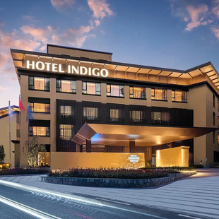 九寨绿发英迪格酒店3天2晚含早接机汤锅权益任选套餐 春促