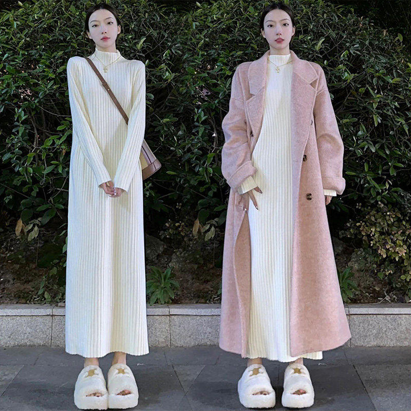 2025春装白色长裙 韩系风格女士高领毛衣裙 轻奢感连身裙