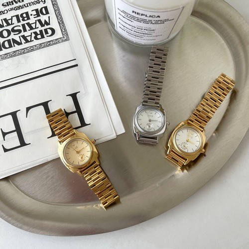 IEKE圆形钢带韩系港风女手表