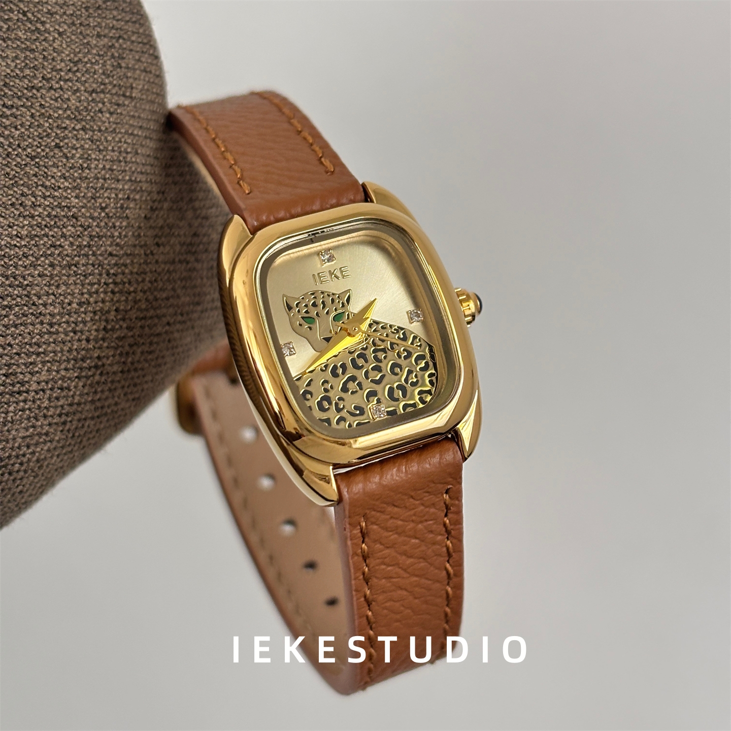 IEKE小众设计中古风豹纹腕表