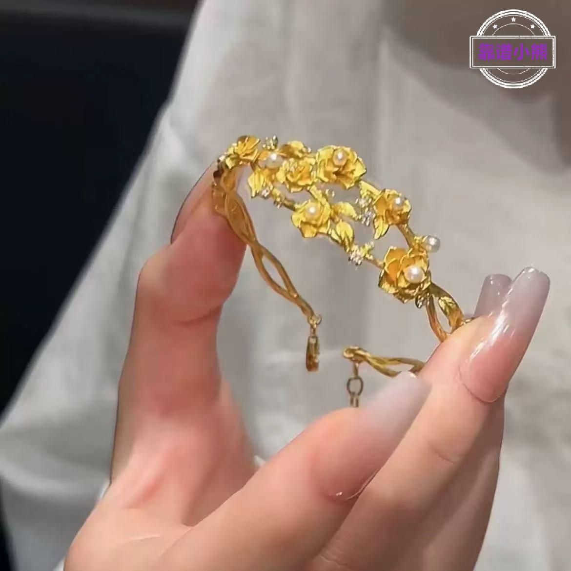 新中式古法黄金色手链气质复古精致轻奢个性时尚小众百搭手镯