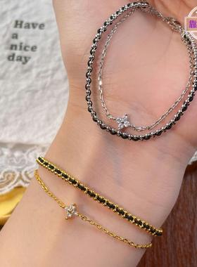 新款双层叠戴四叶草红绳手链女手绳轻奢高级感手工编织手饰款