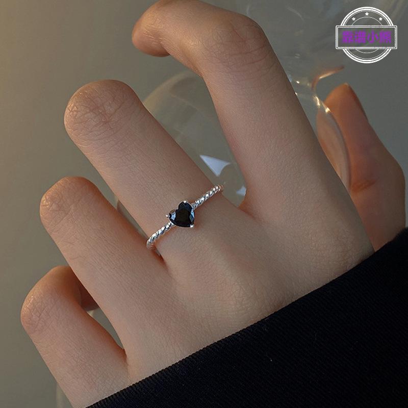 黑色锆石爱心麻花戒指女年新款潮