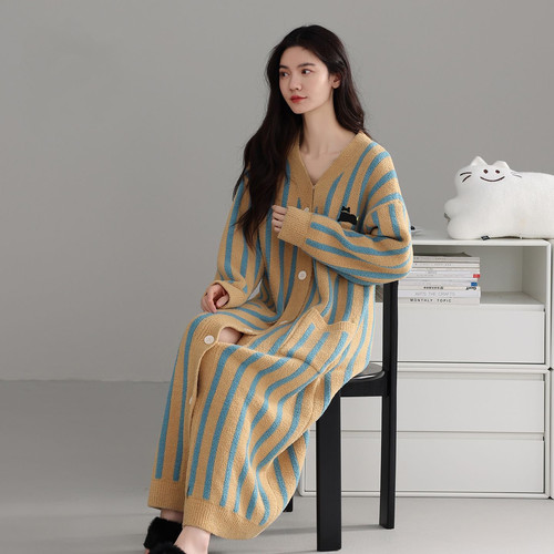 2025年秋冬网红款长款睡裙睡袍女