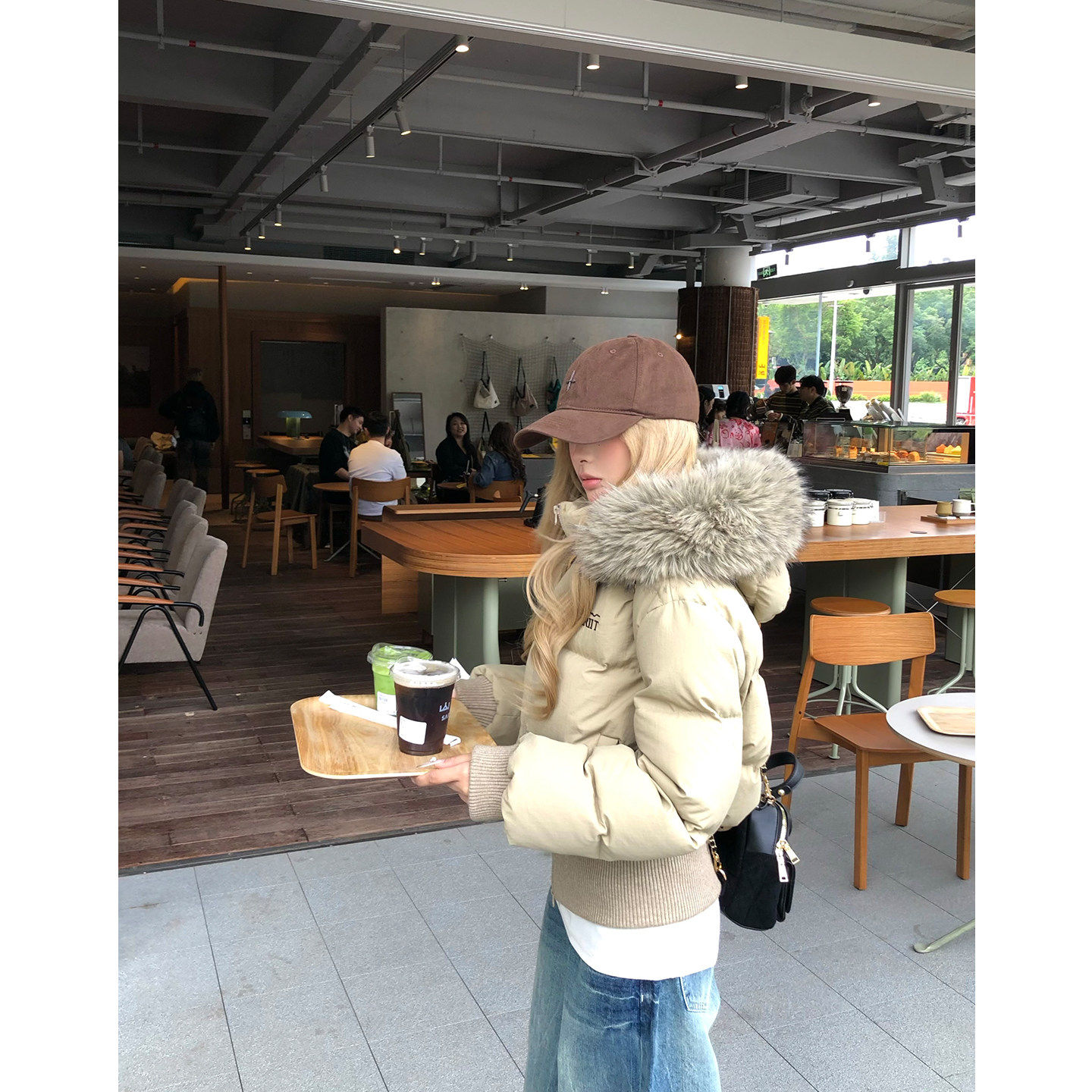 七颗虾滑连帽羽绒服冬季2025新款女装加厚毛领短款巨好看棉服外套,女装/女士精品,羽绒服,淘宝优惠券,粉丝福利购,淘宝优惠卷