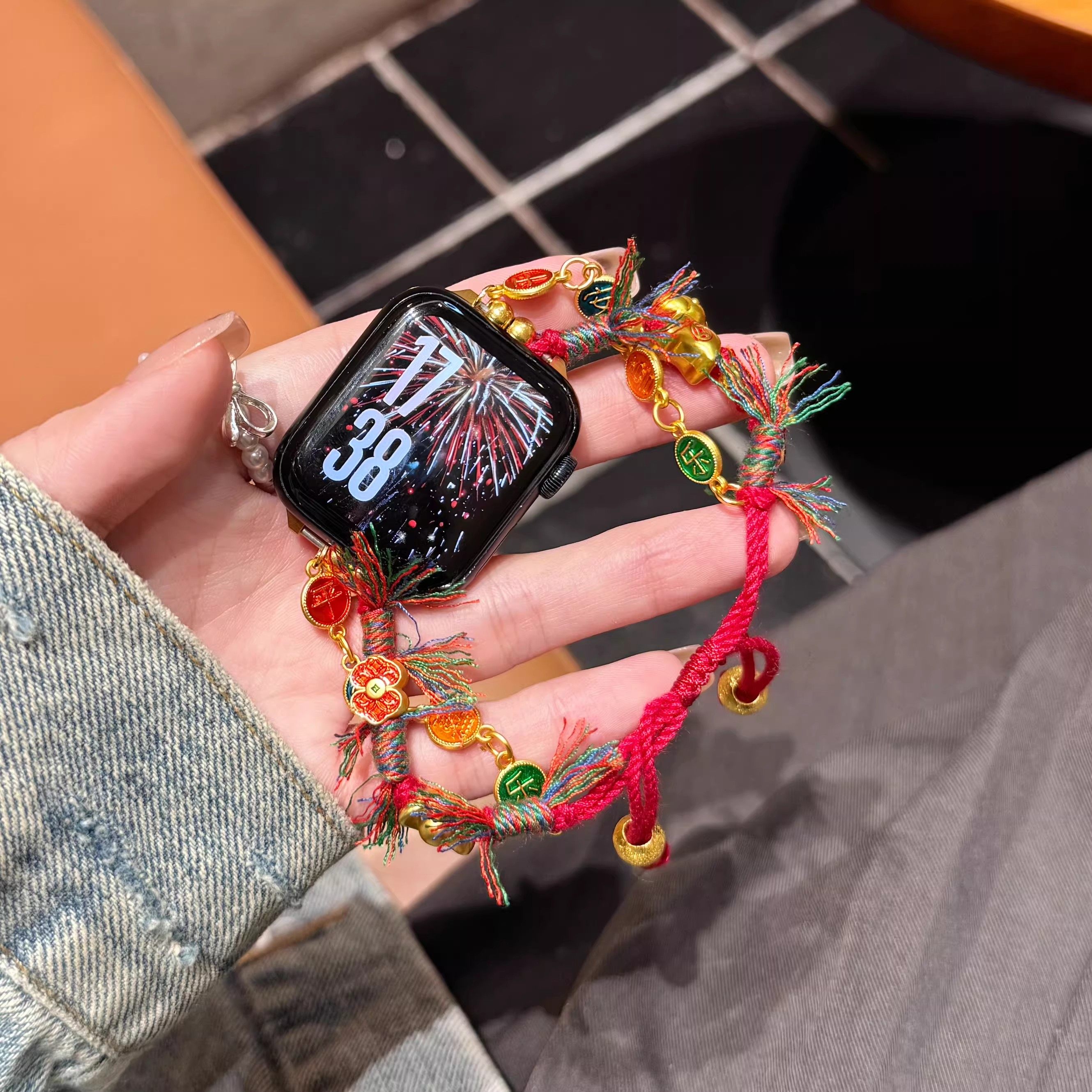 新年马上有钱表带编织适用AppleWatchs10新年新中式腕带s11代42mm