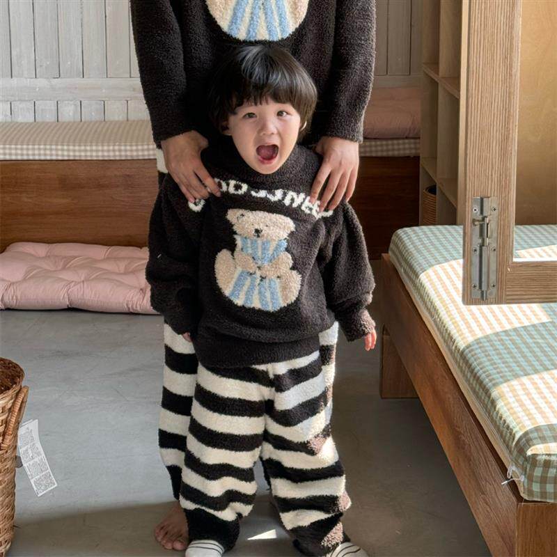 儿童睡衣秋冬款男孩加绒家居服男女童加厚小熊半边绒亲子居家套装