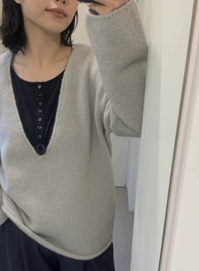 moia气质简约质感宽松纯色大v领卷边针织衫25秋冬新款韩货定制