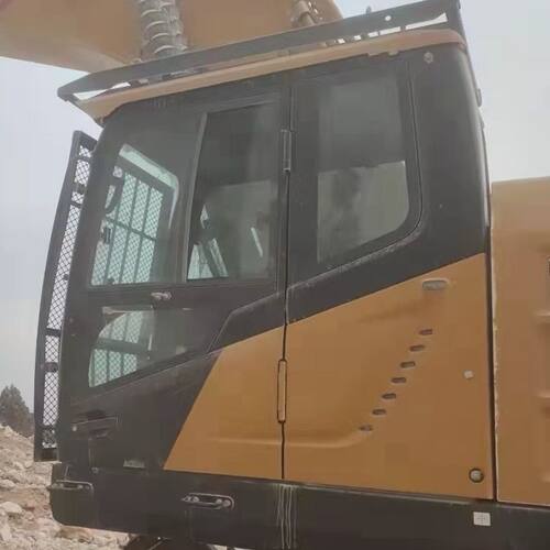 三一SY650H挖掘机挡风玻