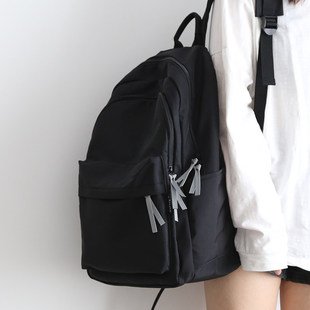 英国 MK DW黑色百搭大容量背包男双肩包纯色书包女初中生大学生