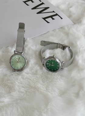 夏季简约冷淡风手表女学生ins学院风文艺休闲气质韩版小众时装表