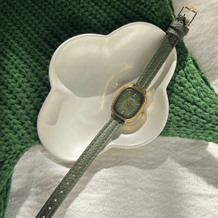 森林绿小方糖手表女式小众轻奢复古显白气质高级感初高中学生皮带