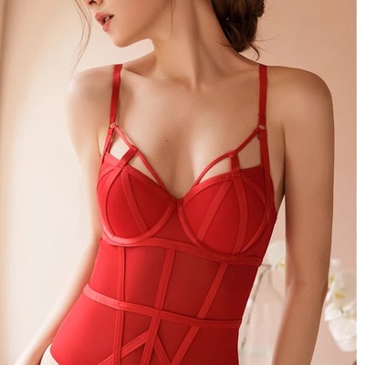 一体式文胸红性感蕾丝塑身连体衣