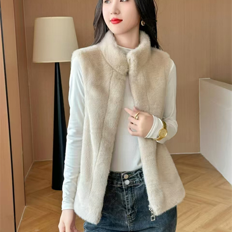马甲女短款2024秋冬时尚冬坎肩女士加厚背心立领无袖背心大衣潮