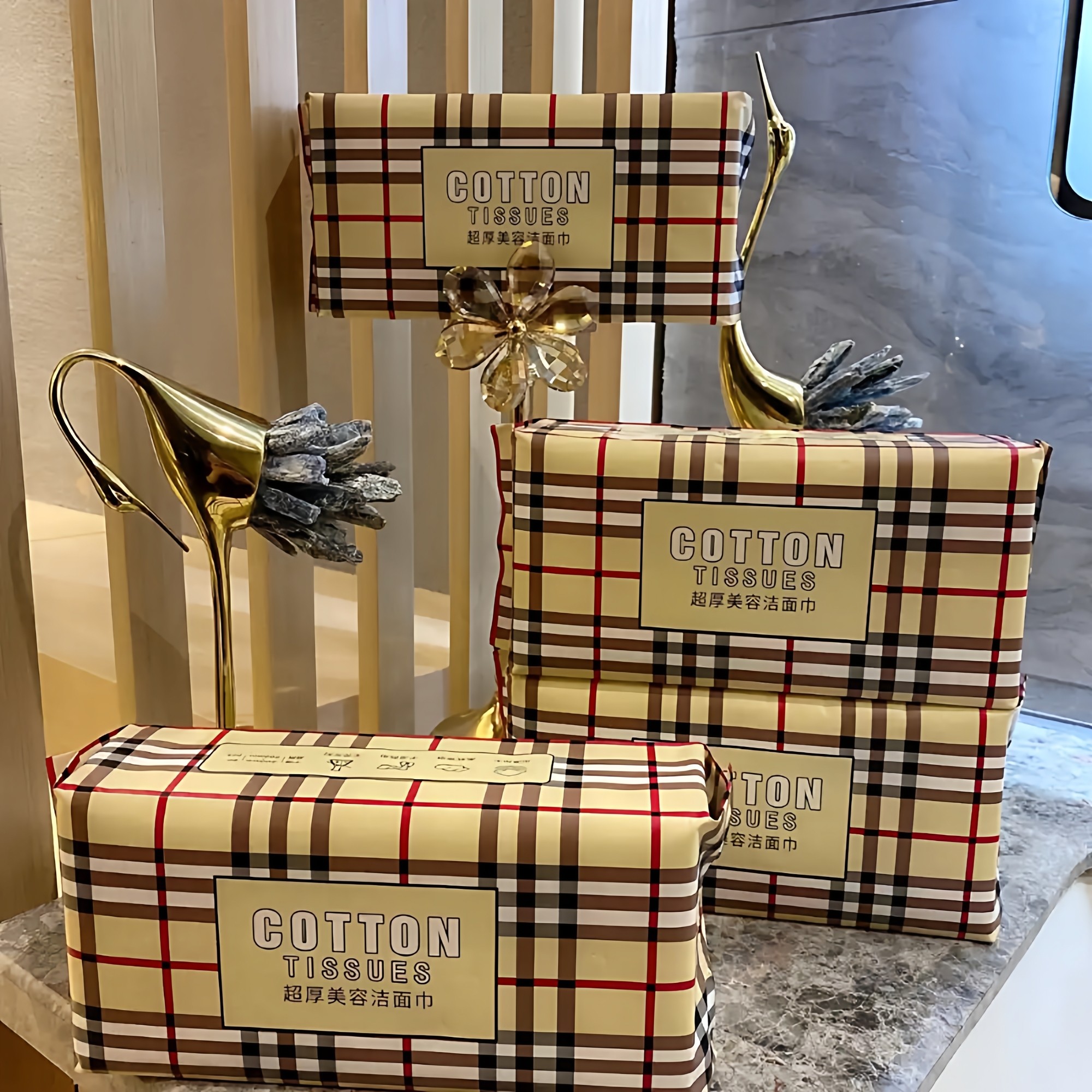 轻奢风EF纹筱女王超厚一次性抽取式洗脸棉柔巾卸妆巾加大干湿两用,洗护清洁剂/卫生巾/纸/香薰,棉柔巾/洗脸巾,淘宝优惠券,粉丝福利购,淘宝优惠卷