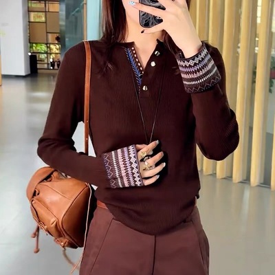 时尚百搭名族风2025年秋季新款大码撞色设计感V领长袖针织开衫女