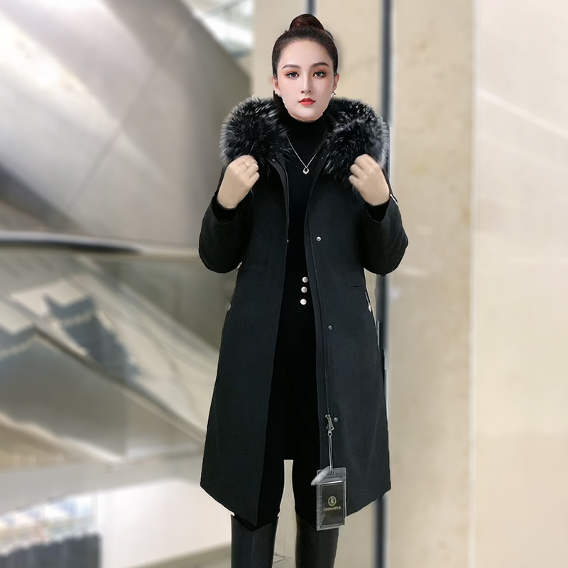 2024新款派克服女獭兔毛羽绒外套