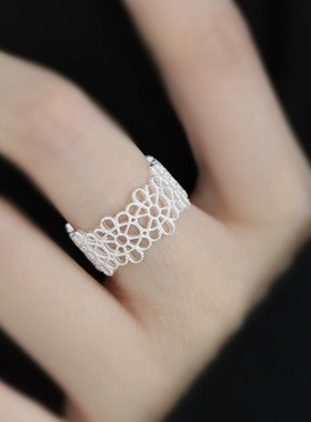 925银复古新中式素色镂空蕾丝花朵戒指环开口调节小众设计高级感